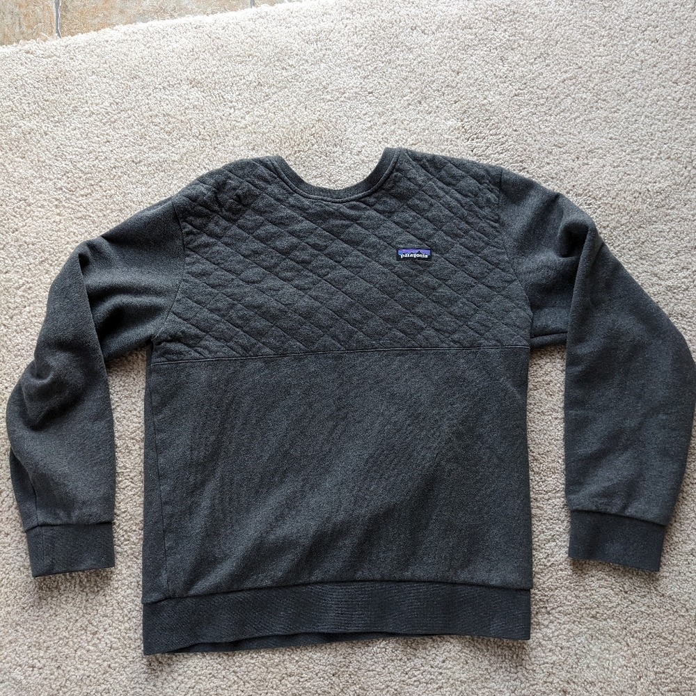 Columbia Crewneck sweater
